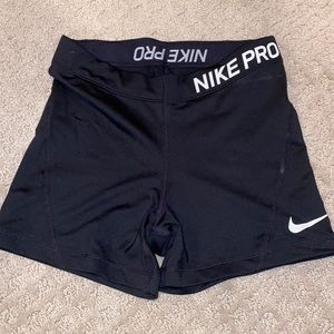 Black Nike Pro Shorts 🖤✨